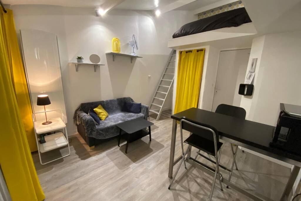 Charmant Studio Hypercentre Rouen Exteriör bild